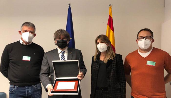 Entrega del Pelló de Plata a Carles Puigdemont