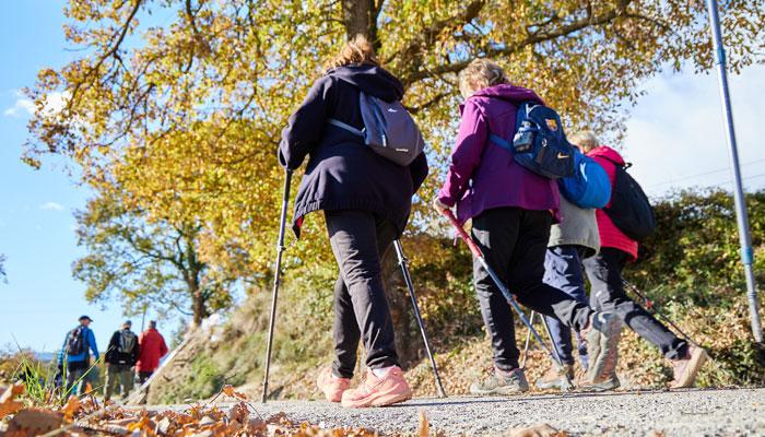 “Camina a la primavera +60” torna amb més sessions per promoure salut, vincles i descoberta del territori
